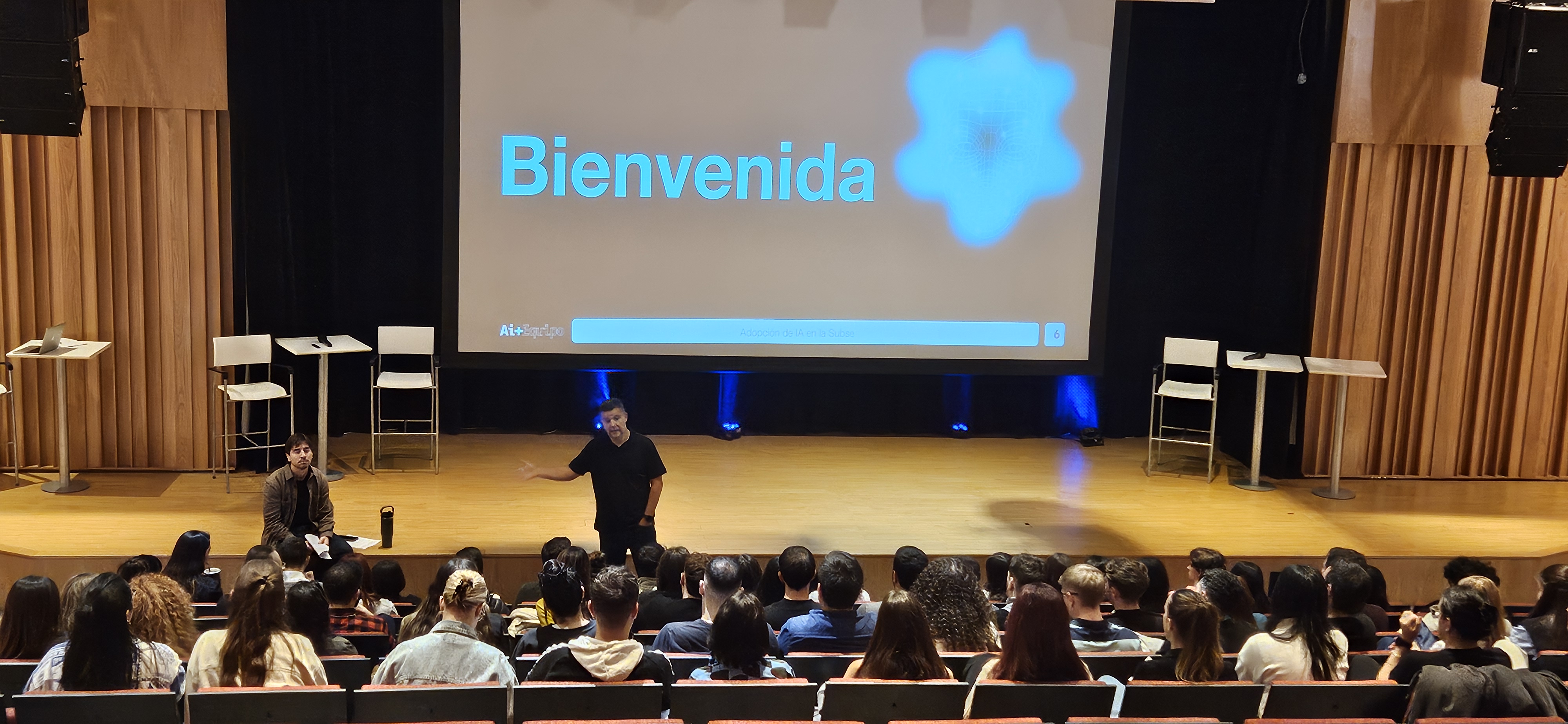 Kick Off AI+Equipo — el equipo de la SSCDI en el auditorio